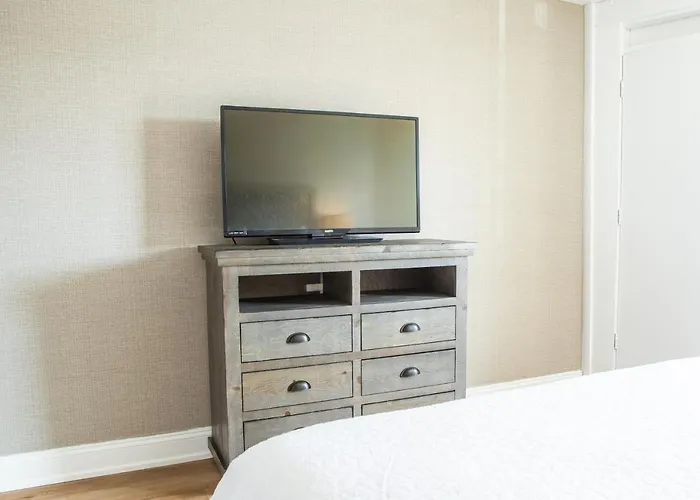 Bristol Plaza Motel